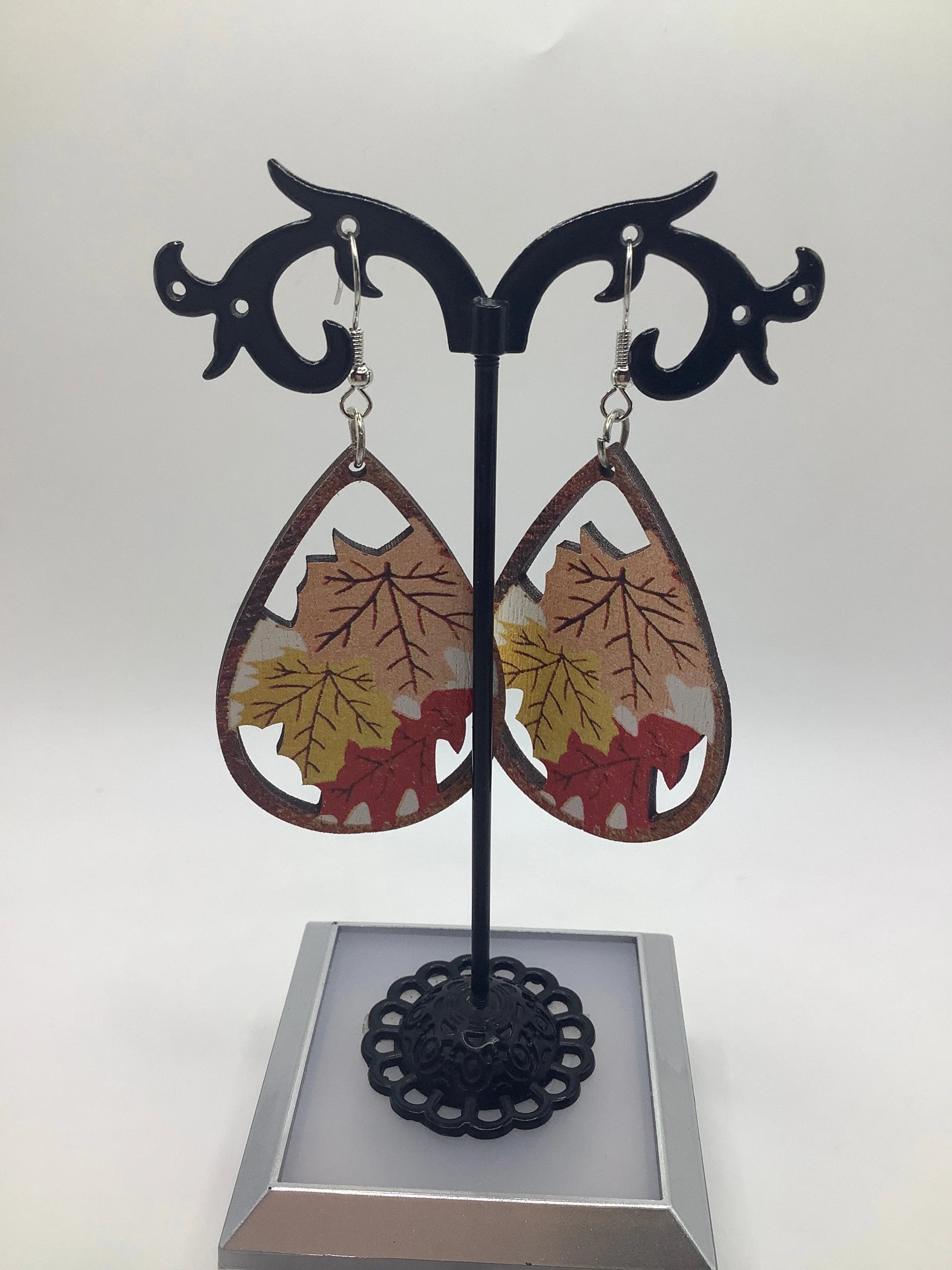 Fall leaf earrings