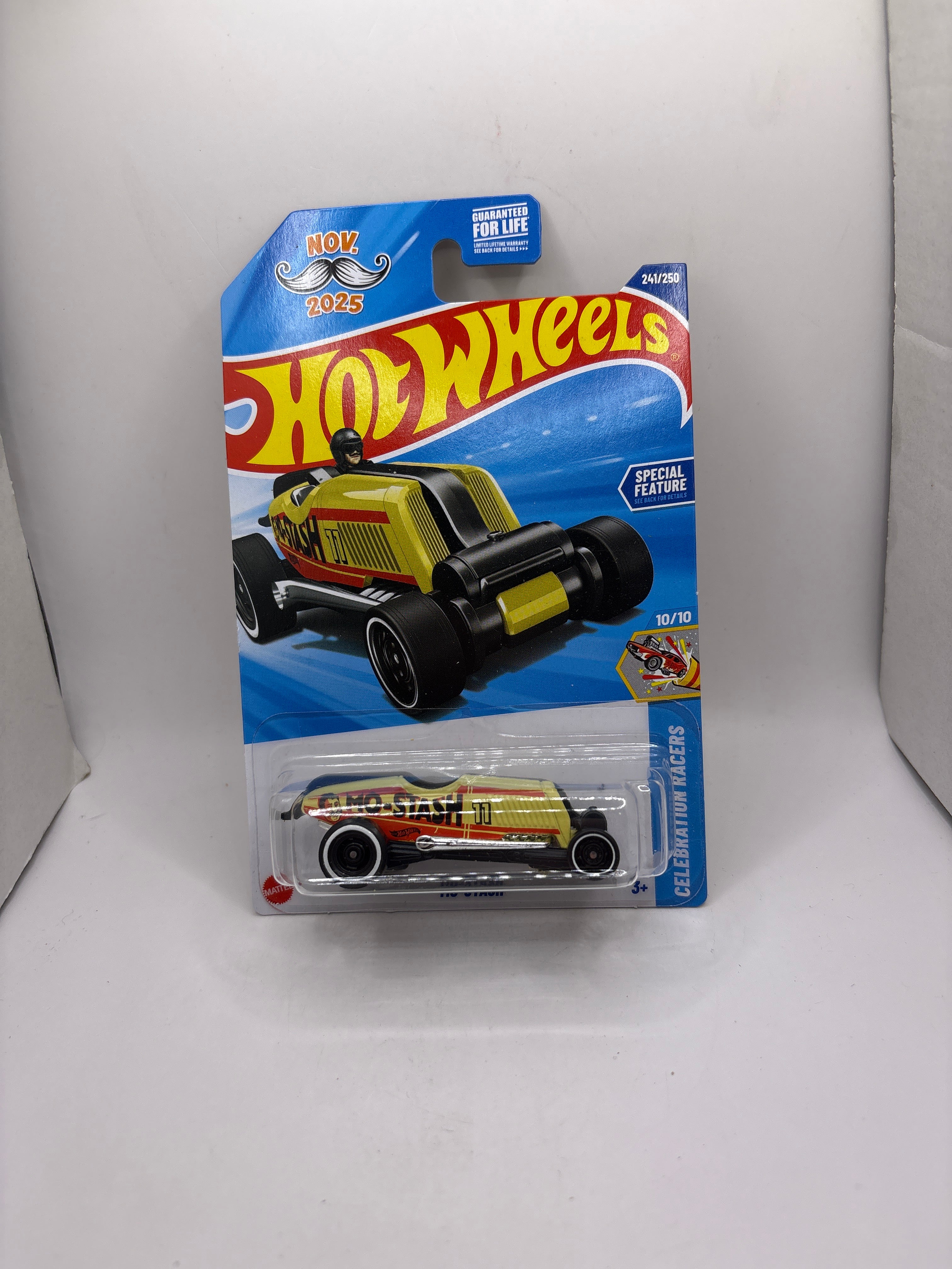 Hot Wheels Mo-Stash Diecast yellow