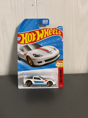 Hot Wheels 11 Corvette Grand Sport Diecast white