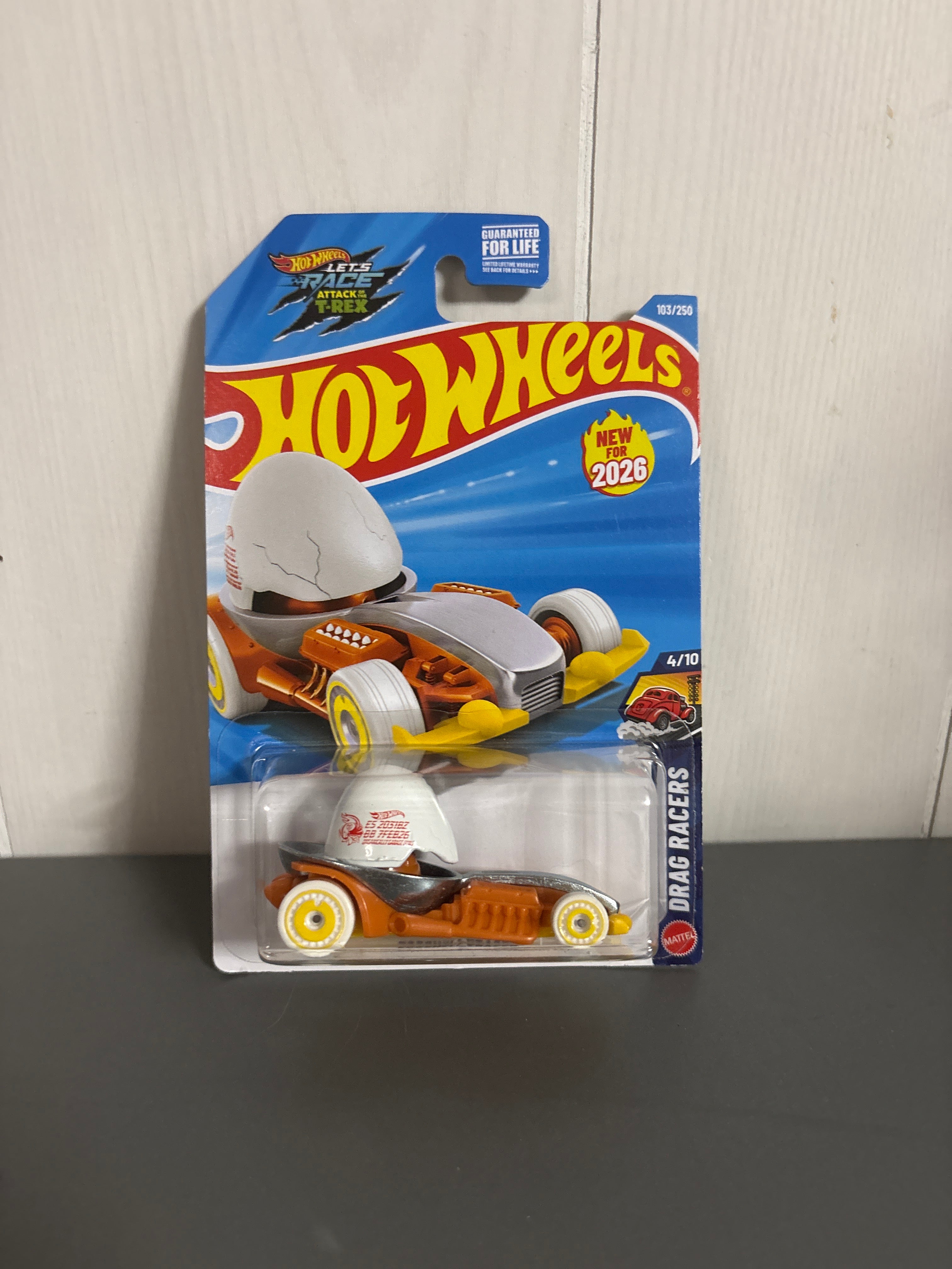 Hot Wheels Eggshelleracer Diecast