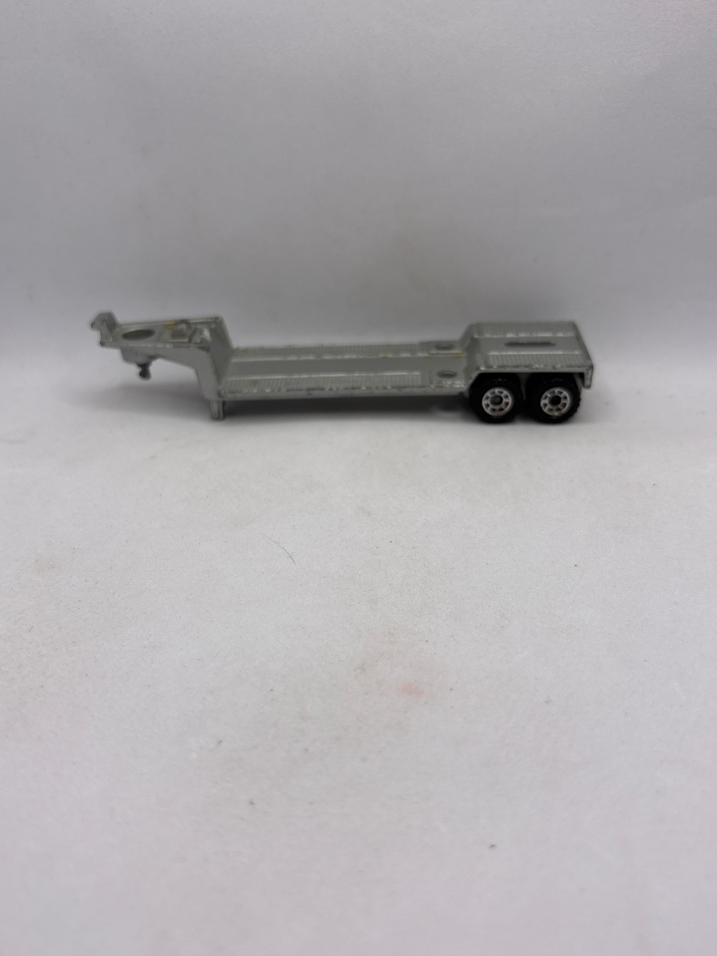 Matchbox Low Bed Trailer Diecast