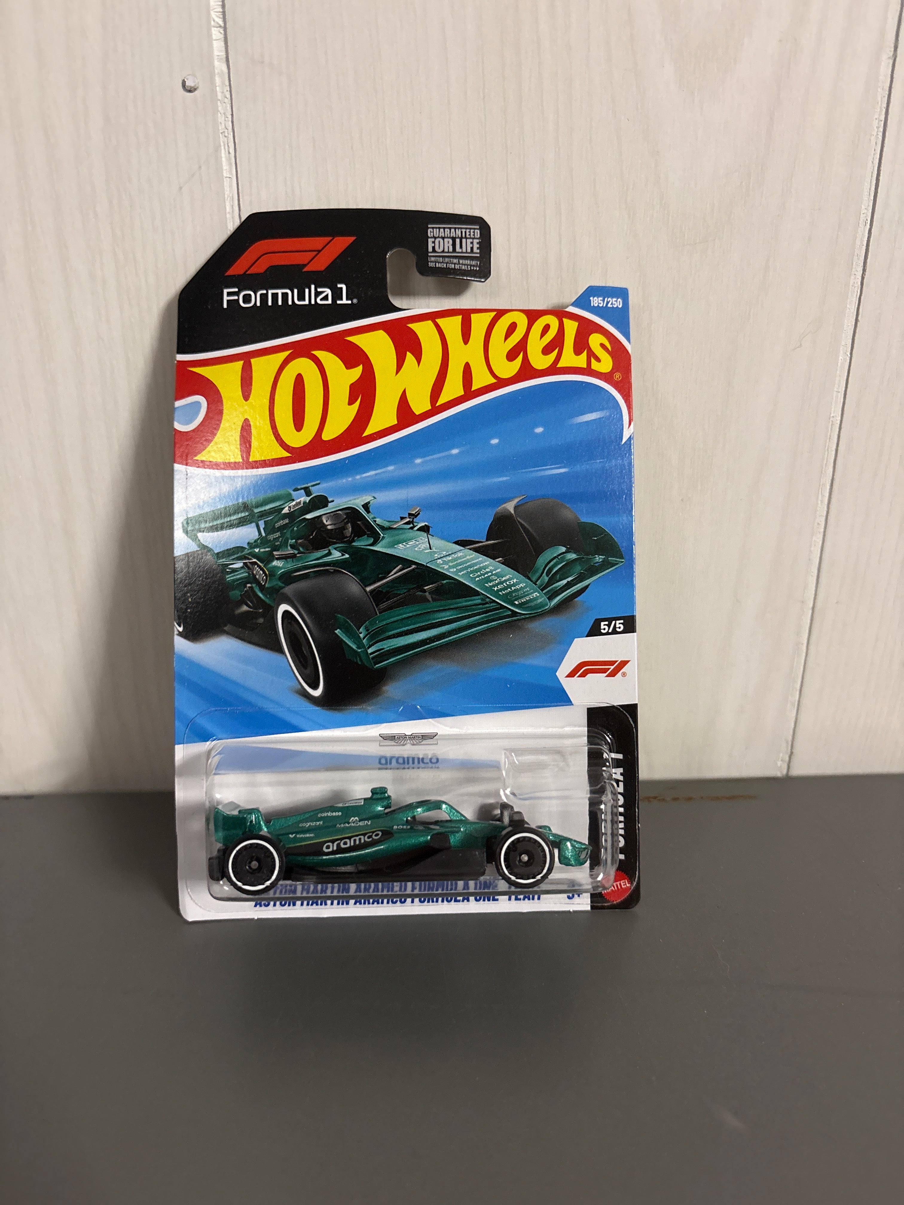 Hot Wheels Aston Martin Aramco Formula One Team Diecast