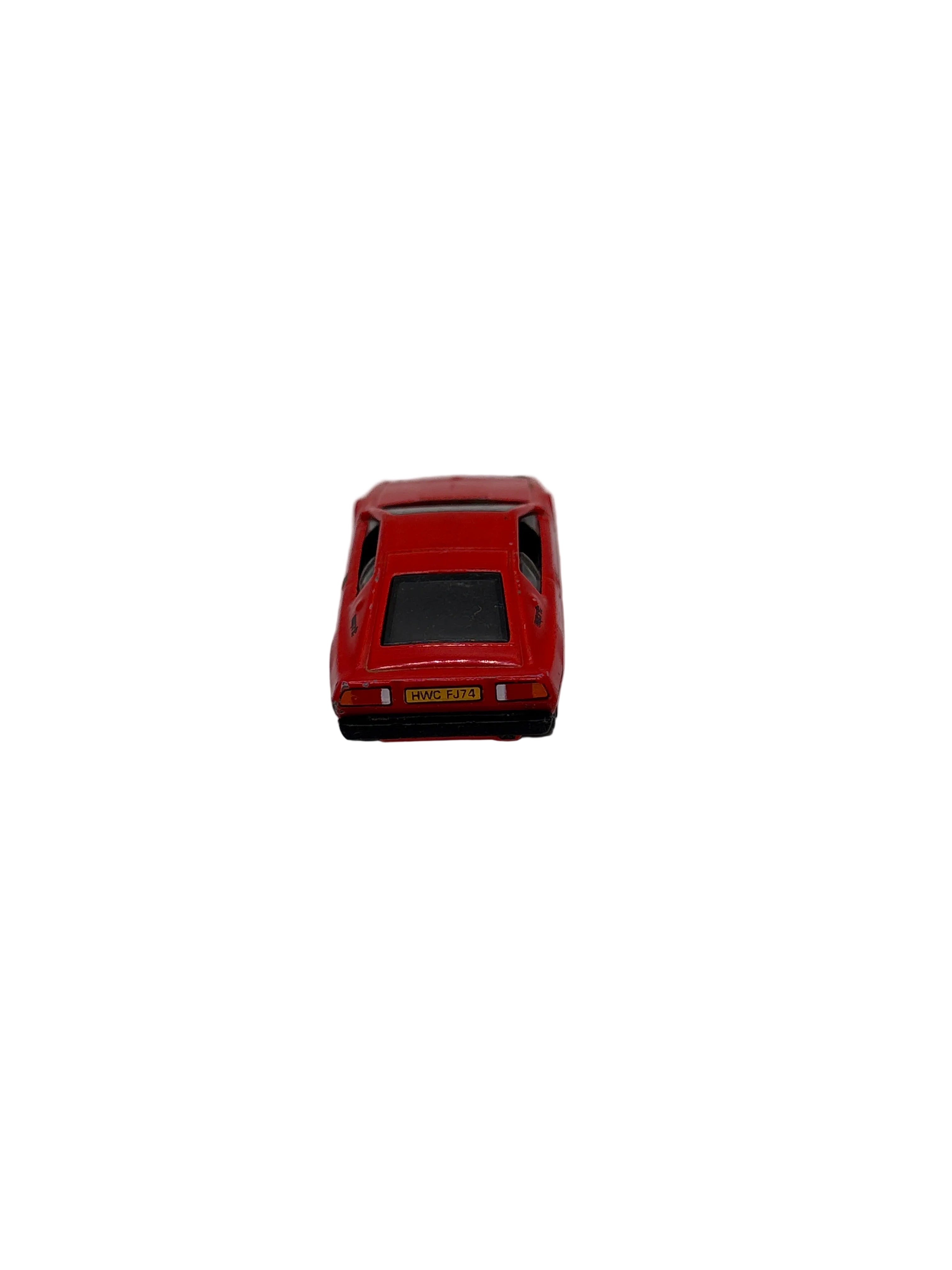 Hot Wheels Lotus Espirit S1 Diecast red
