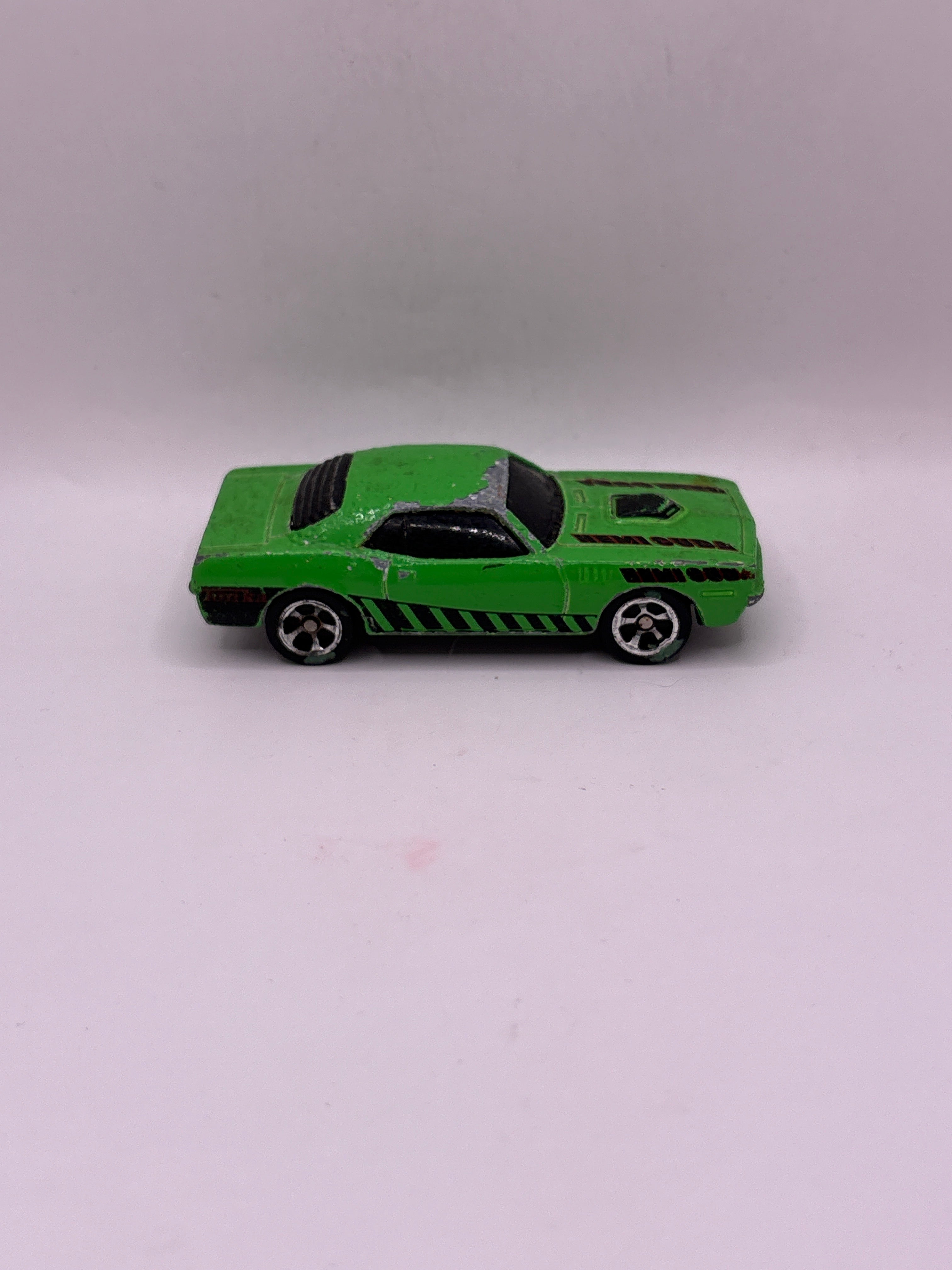 Maisto Plymouth HEMI Cuda Diecast