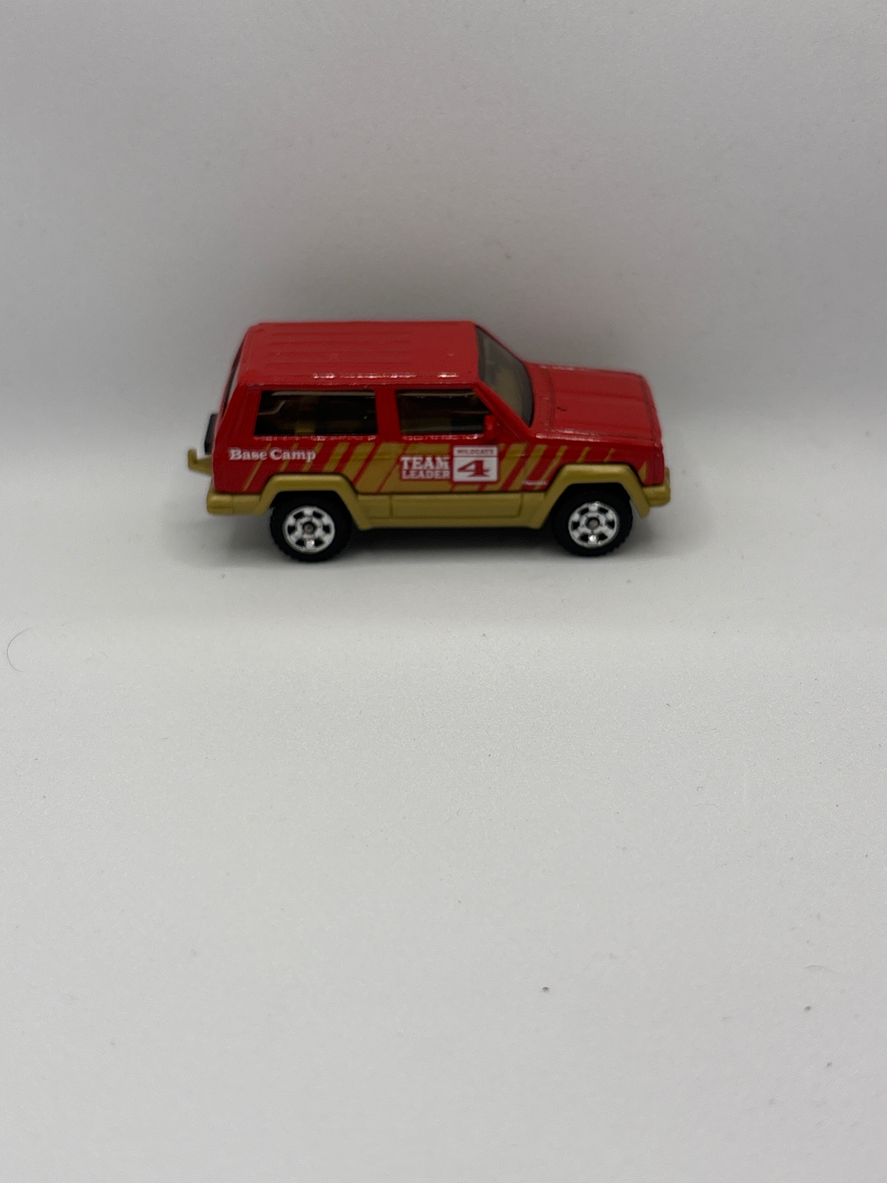 Matchbox Jeep Cherokee Diecast