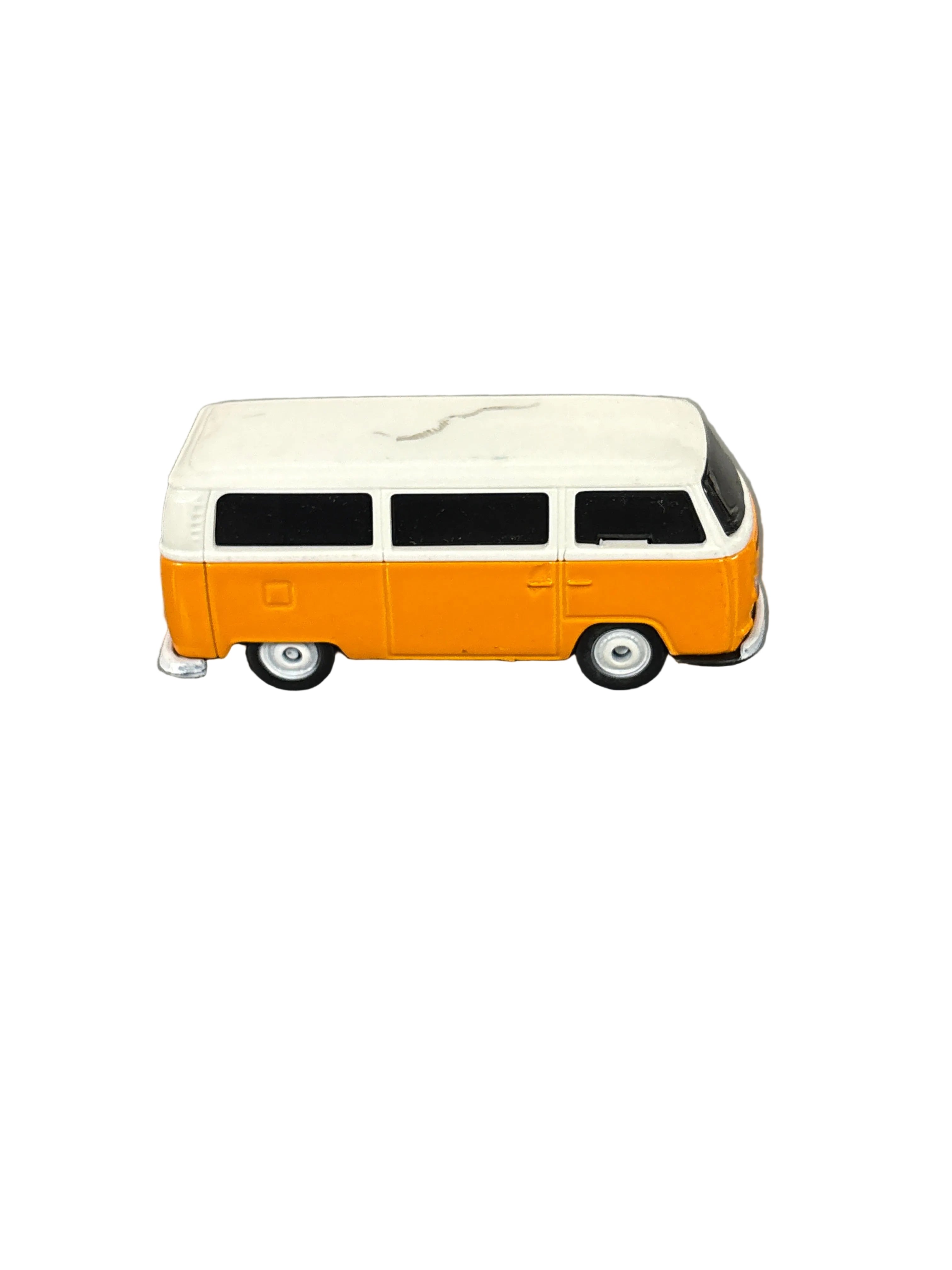 Maisto Volkswagen Type 3 Bus Diecast