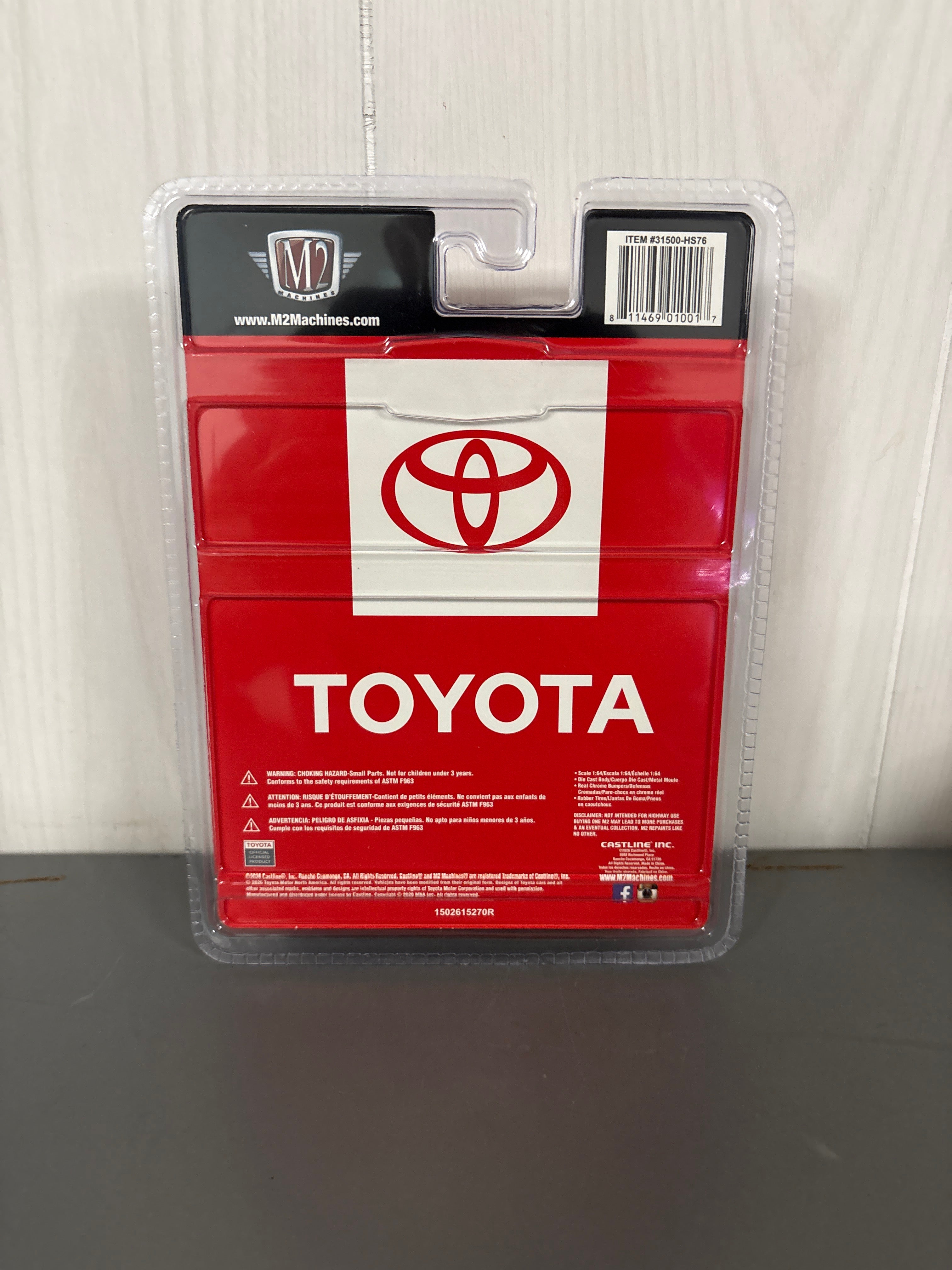 M2 1985 Toyota Truck Diecast