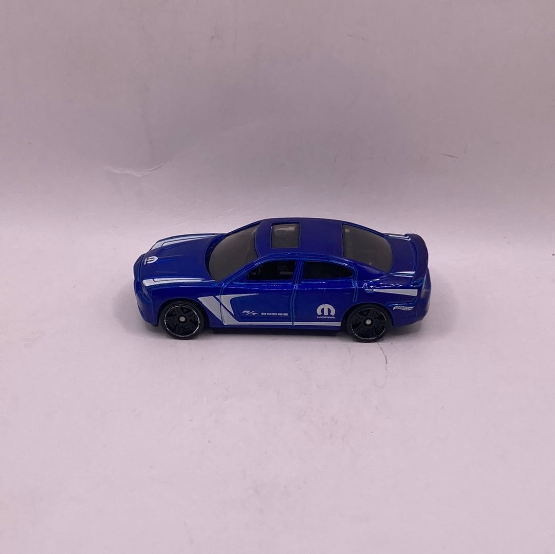 Hot Wheels 11 Dodge Charger R/T Diecast