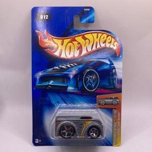 Hot Wheels Blings Dairy Delivery Diecast