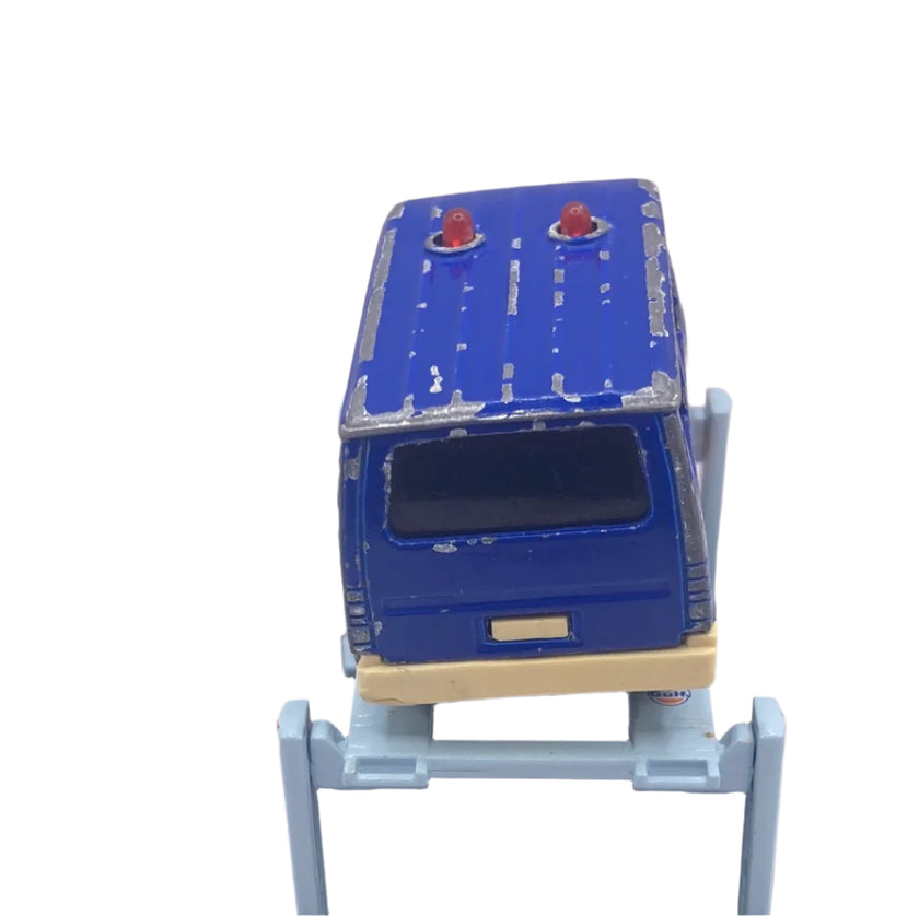 Majorette Police Van-4