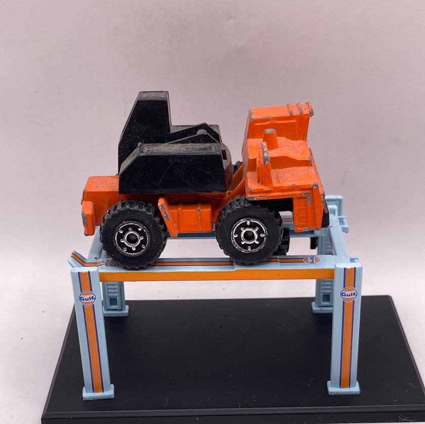 Matchbox Mobile Crane-7
