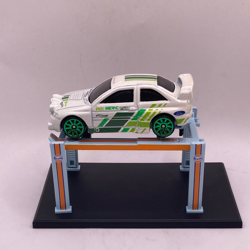 Hot Wheels Ford Escort Diecast