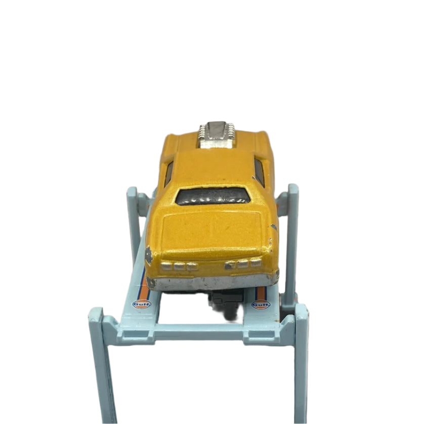 Maisto Rosewood Diecast