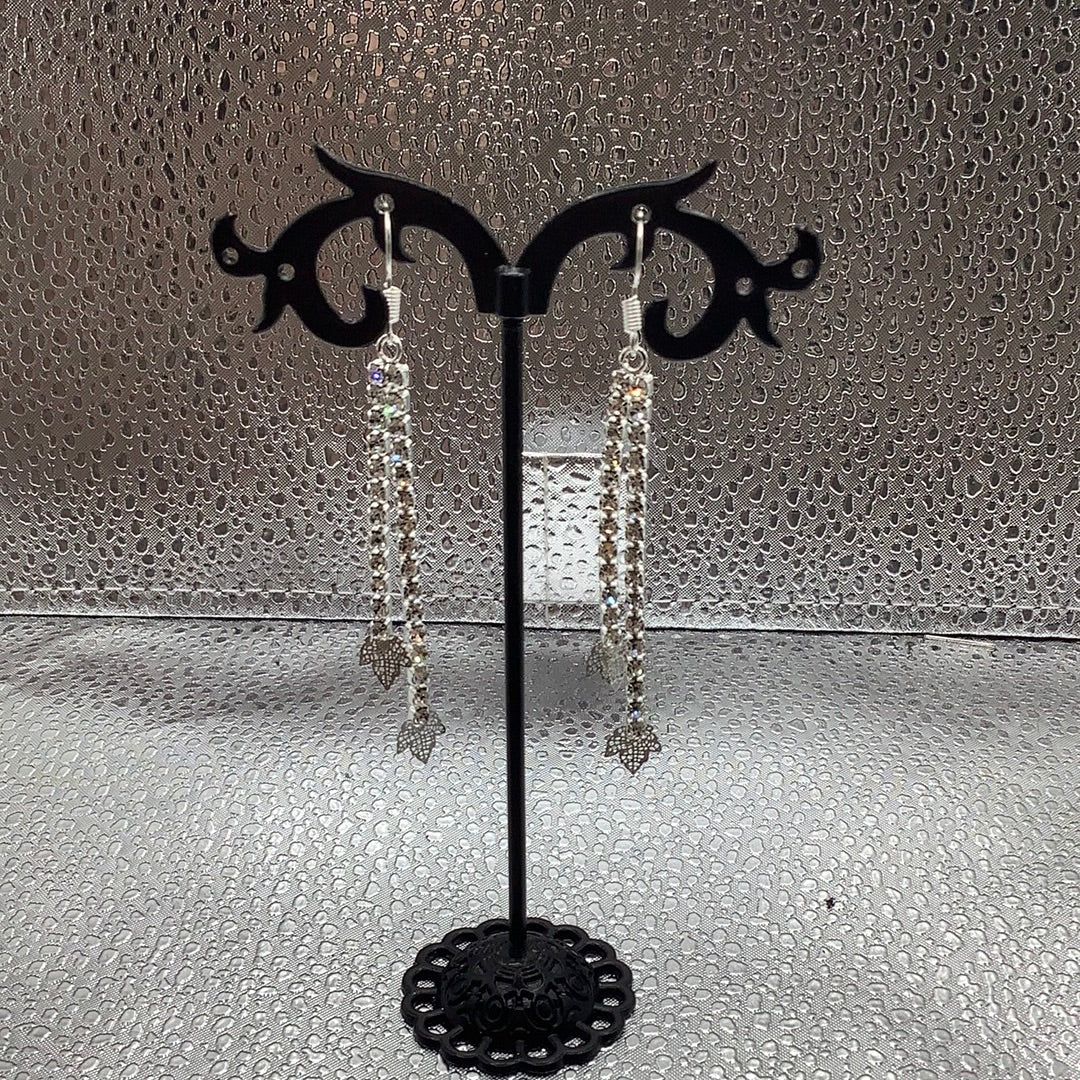 Silver plated dangling leaf earrings