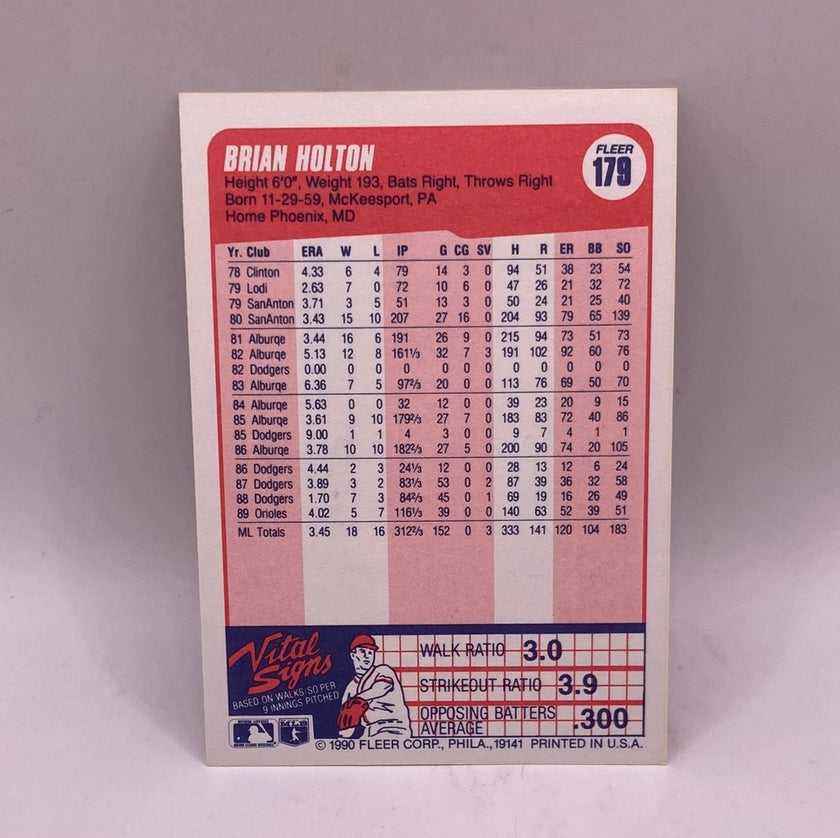 Fleer Brian Holton Sports Card