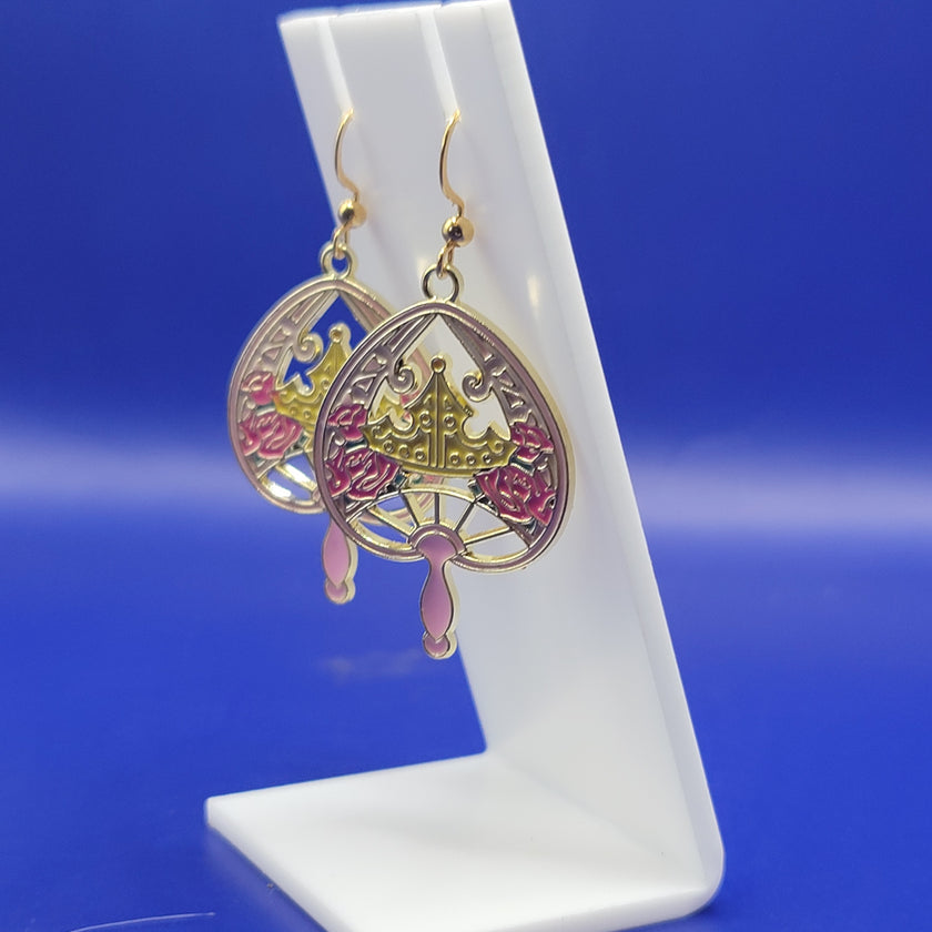 Fan earrings