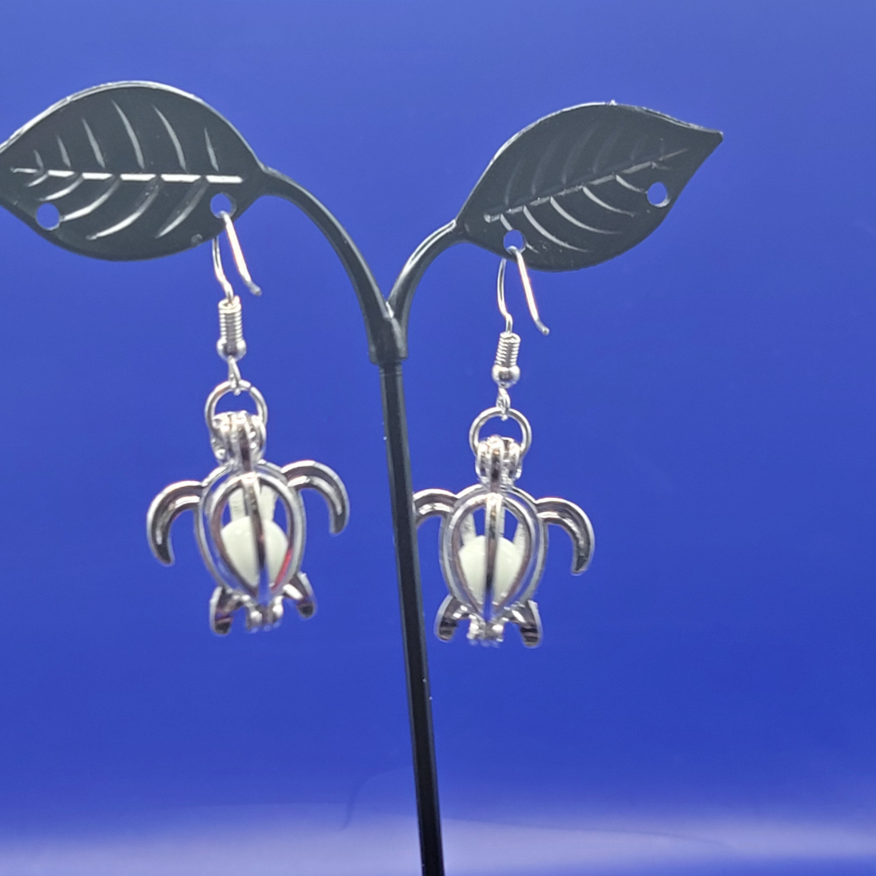 Sea turtle charm earings