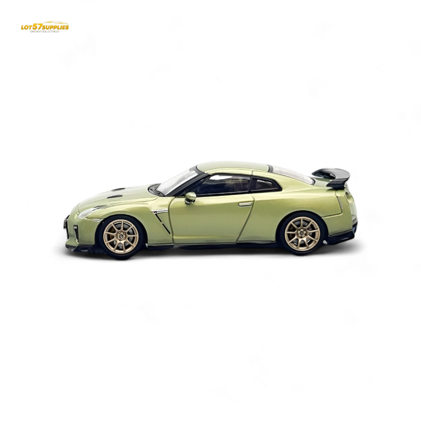 INNO64 Nissan Skyline GT-R R35 Millenium Jade 1:64 Diecast